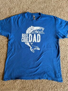 Reel Cool Dad Graphic T‑Shirt in Royal Blue